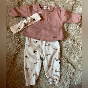 Emily and Oliver puppy outfit